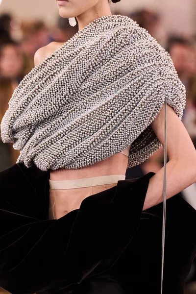 Look 95